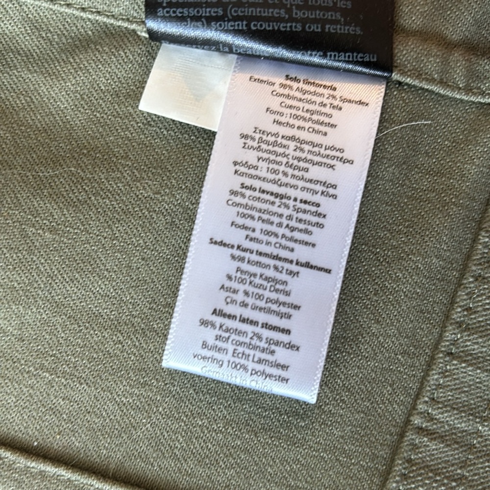 Mackage jacket - Picture 5 of 9